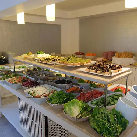 Mos Hotel